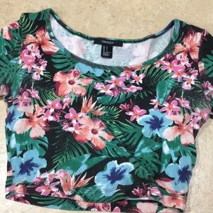 Floral cropped t-shirt